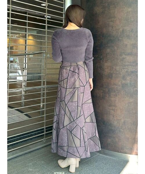 MERCURYDUO（マーキュリーデュオ）の「ミニシャギーVネッククロップドニット（ニット/セーター・レディース・ブラウン/グレー/アイボリー/ベビーピンク/ライトブルー・FREE）」の17枚目の写真