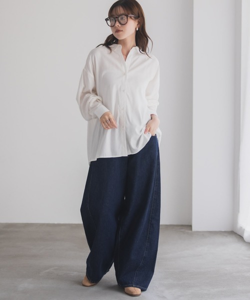 NAVY（ネイビー）の「nAvy バックタック前開きシャツ（シャツ/ブラウス・レディース・ダークグレー/ブラック/ホワイト/ベージュ/ネイビー・FREE）」の6枚目の写真