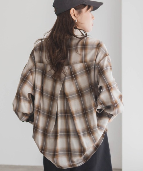 NAVY（ネイビー）の「nAvy バックタック前開きシャツ（シャツ/ブラウス・レディース・ダークグレー/ブラック/ホワイト/ベージュ/ネイビー・FREE）」の22枚目の写真