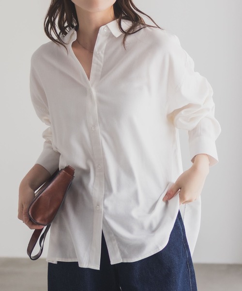 NAVY（ネイビー）の「nAvy バックタック前開きシャツ（シャツ/ブラウス・レディース・ダークグレー/ブラック/ホワイト/ベージュ/ネイビー・FREE）」の8枚目の写真