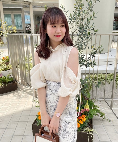 one after another NICE CLAUP(ワンアフターアナザーナイスクラップ)の「WEB限定/肩リボンマルチウェイブラウス(シャツ/ブラウス・レディース・アイボリー/ブラック/ドット/ベージュ系その他・FREE)」の7枚目の写真