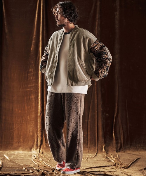 ANGENEHM(アンゲネーム)の「mj10981-Mixed Fabric Bomber Jacket ボンバージャケット(AG05-022acf)(ミリタリージャケット・メンズ・ブラック/サンドベージュ・M/S/L)」の12枚目の写真