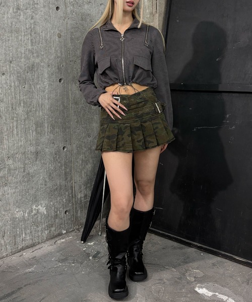 Figments(フィグメンツ)の「クロップドショルダーZIPトップ(Tシャツ/カットソー・レディース・ブラック/スミクロ・FREE)」の6枚目の写真