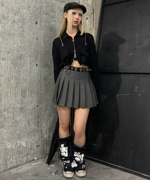 Figments(フィグメンツ)の「クロップドショルダーZIPトップ(Tシャツ/カットソー・レディース・ブラック/スミクロ・FREE)」の10枚目の写真