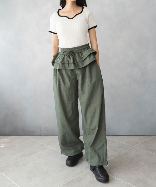 Asterellivi(アステレリビ)の「ウエスト フリル ワイドパンツ(その他パンツ・レディース・ブラック/カーキ/ピンク・FREE)」の5枚目の写真