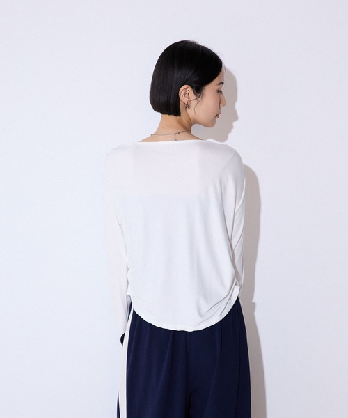 JEANASIS（ジーナシス）の「アシメギャザーボートネックLS/594167（Tシャツ/カットソー・レディース・ブラウン/ホワイト/ブラック/レッド系その他・FREE）」の14枚目の写真