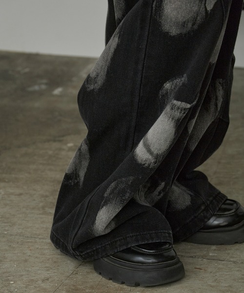 Theater code（シアターコード）の「Bleach Design Curve Denim/ブリーチデザイン カーブデニム（デニムパンツ・レディース・ブラック・L/M）」の13枚目の写真