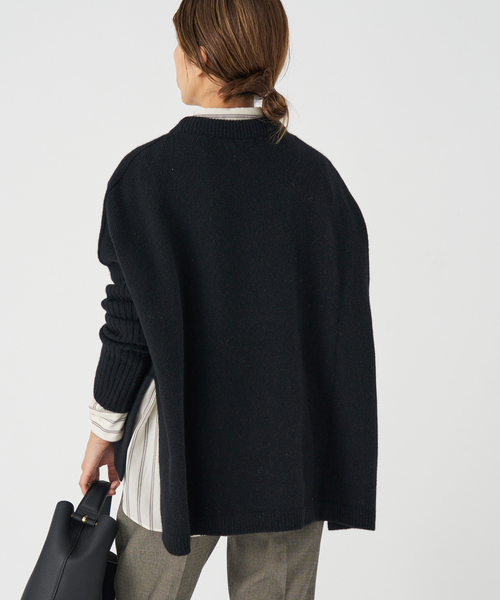 IENA（イエナ）の「《WEB限定/追加》ウールカシミヤ 脇スリットクルーネックプルオーバー（ニット/セーター・レディース・チャコールグレー/ブラック/サックスブルー・FREE）」の15枚目の写真