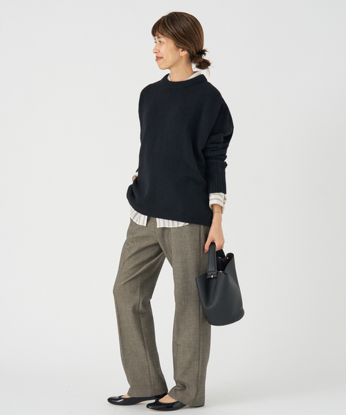 IENA（イエナ）の「《WEB限定/追加》ウールカシミヤ 脇スリットクルーネックプルオーバー（ニット/セーター・レディース・チャコールグレー/ブラック/サックスブルー・FREE）」の16枚目の写真