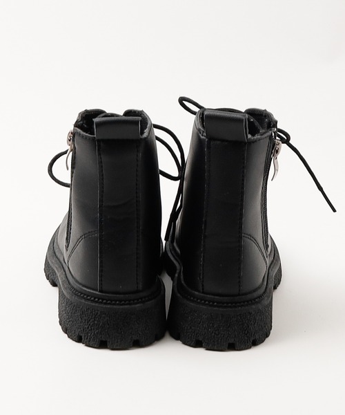 URBAN CHERRY(アーバンチェリー)の「レースアップショートブーツ(ブーツ・キッズ・ブラック・19.0cm/18.0cm/22.0cm/21.0cm/20.0cm)」の6枚目の写真