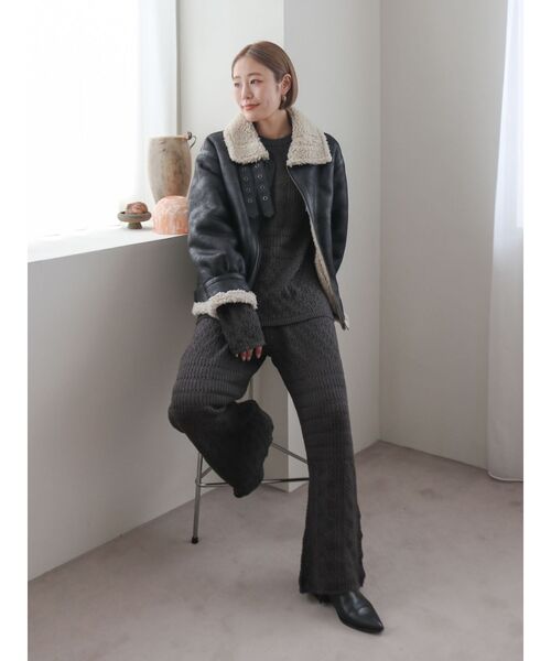 Ungrid（アングリッド）の「フェイクムートンボアブルゾン（ブルゾン・レディース・ダークブラウン/ブラック・SMALL/MEDIUM）」の9枚目の写真