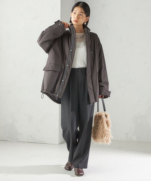 SHIPS（シップス）の「〈手洗い可能〉IMBOTEX 中綿 ミディ ジャケット（その他アウター・レディース・ダークグレー/オフホワイト・ONE SIZE）」の20枚目の写真