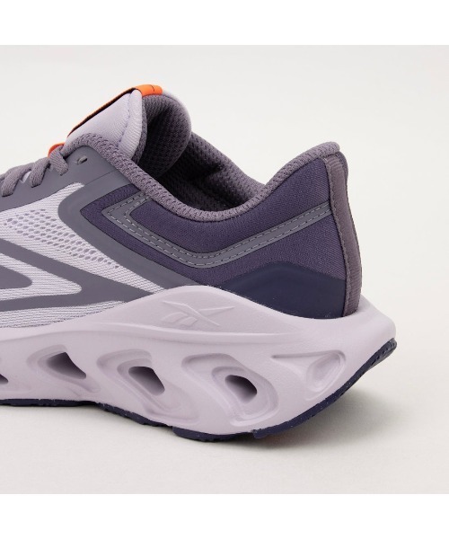 Reebok(リーボック)の「フューエル フレックス ラン / FUEL FLEX RUN(スニーカー・レディース・その他/ブラック・23.5cm/24.5cm/24.0cm/25.0cm/25.5cm/26.0cm/23.0cm)」の6枚目の写真