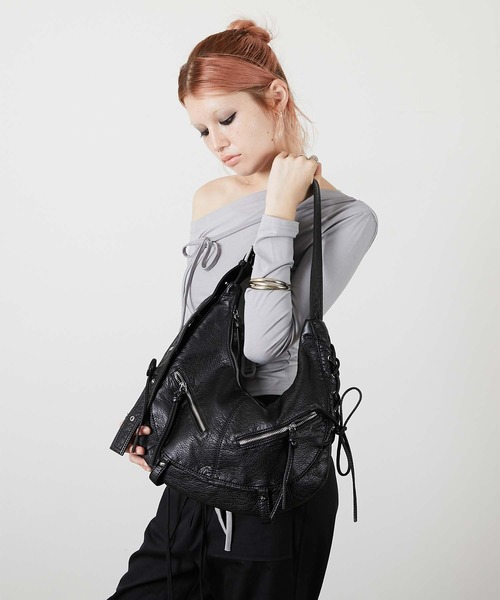 led.tokyo(レッドトウキョウ)の「【led.tokyo】EYELET HAND BAG/アイレットハンドバッグ(ショルダーバッグ・レディース・ブラック/シルバー・FREE)」の10枚目の写真
