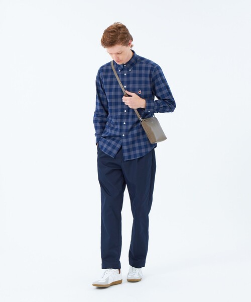 MACKINTOSH PHILOSOPHY（ﾏｯｷﾝﾄｯｼｭ ﾌｨﾛｿﾌｨｰ）の「シンセティックシュリンクレザー 2WAYショルダーバッグ（ショルダーバッグ・メンズ・ブラック/グレー系その他2・FREE）」の5枚目の写真