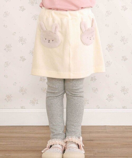 SLAP SLIP（スラップスリップ）の「アニマルネコウサギパッチ刺しゅうポケットコーデュロイスカッツ(80~120cm)（スカート・キッズ・オフホワイト/ベージュ・120cm/100cm/110cm/80ｃｍ/90cm）」の2枚目の写真