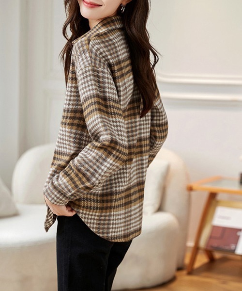 ReRe（リリ）の「レギュラーカラーチェック柄シャツ（シャツ/ブラウス・レディース・ブルー/ブラウン・MEDIUM）」の11枚目の写真
