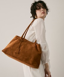 Trish（トリッシュ）の「ビーガンスエードビッグボストンBAG（ショルダーバッグ）」