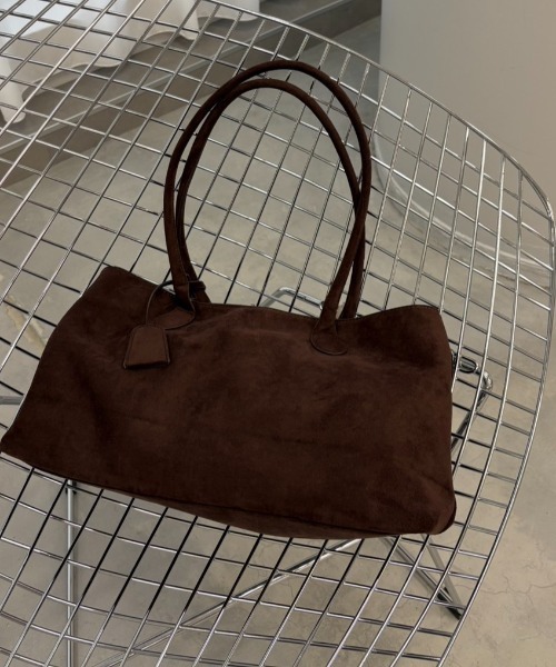 Trish(トリッシュ)の「ビーガンスエードビッグボストンBAG(ショルダーバッグ・レディース・ブラウン/キャメル・FREE)」の14枚目の写真