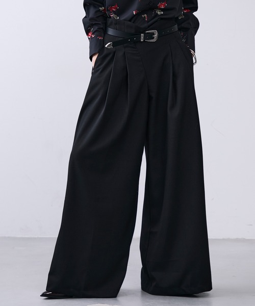 ウェーブウエストタックワイドパンツ（スラックス）｜MONOe（モノエ