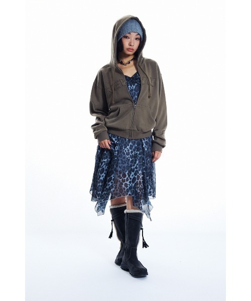 LAGUA GEM（ラグアジェム）の「RANDOM HEM LEO CAMI ワンピース（ワンピース・レディース・グレー/ブラウン・SMALL/MEDIUM）」の3枚目の写真