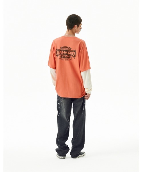 MAHAGRID(マハグリッド)の「『mahagrid/マハグリッド』 CROSS LOGO THERMAL LS TEE/クロスロゴデザイン レイヤード長袖Tシャツ(Tシャツ/カットソー・レディース・オレンジ/チャコールグレー・M/L)」の8枚目の写真