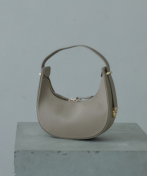 GALLEST（ギャレスト）の「【MILLELA FIRENZE】ショルダームーンバッグ（ショルダーバッグ・レディース・ブラック/ベージュ/ホワイト・00）」の3枚目の写真