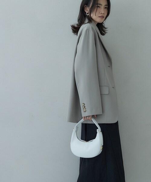 GALLEST（ギャレスト）の「【MILLELA FIRENZE】ショルダームーンバッグ（ショルダーバッグ・レディース・ブラック/ベージュ/ホワイト・00）」の17枚目の写真