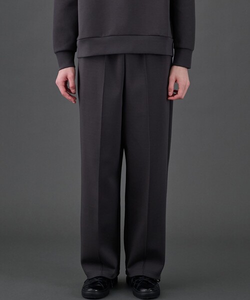 UNITED TOKYO(ユナイテッドトウキョウ)の「COMPACT AIR ダンボールパンツ(その他パンツ・メンズ・ダークグレー/ブラック・1/2)」の5枚目の写真