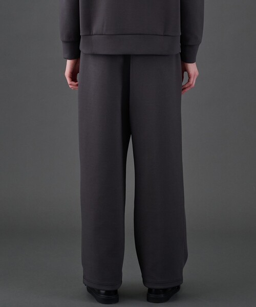 UNITED TOKYO(ユナイテッドトウキョウ)の「COMPACT AIR ダンボールパンツ(その他パンツ・メンズ・ダークグレー/ブラック・1/2)」の4枚目の写真