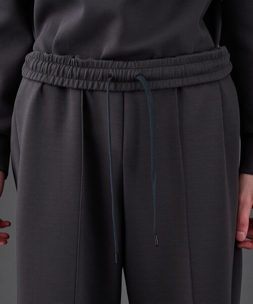 UNITED TOKYO(ユナイテッドトウキョウ)の「COMPACT AIR ダンボールパンツ(その他パンツ・メンズ・ダークグレー/ブラック・1/2)」の12枚目の写真