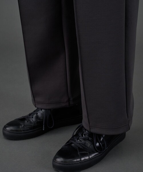 UNITED TOKYO(ユナイテッドトウキョウ)の「COMPACT AIR ダンボールパンツ(その他パンツ・メンズ・ダークグレー/ブラック・1/2)」の17枚目の写真