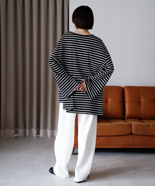 amini（アミニ）の「ビックシルエットボータートップス（Tシャツ/カットソー・レディース・ブラック×ホワイト/グリーン系/ワイン系/ホワイト×ブラック・MEDIUM）」の6枚目の写真