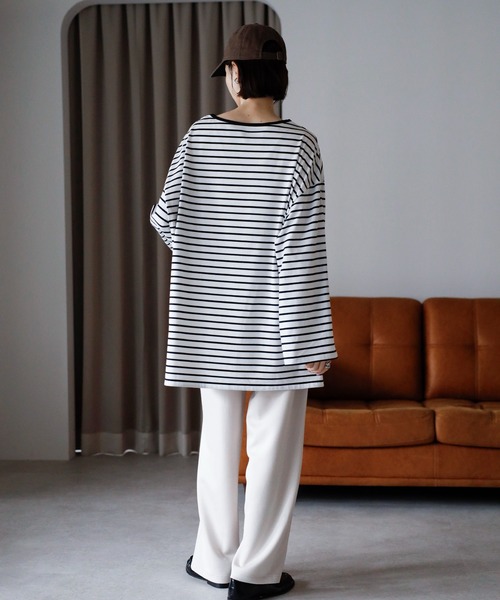 amini（アミニ）の「ビックシルエットボータートップス（Tシャツ/カットソー・レディース・ブラック×ホワイト/グリーン系/ワイン系/ホワイト×ブラック・MEDIUM）」の20枚目の写真