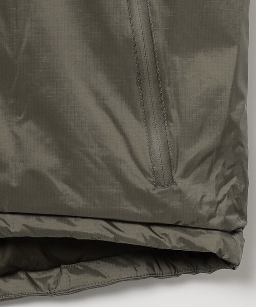 NANGA(ナンガ)の「NANGA/ナンガ AURORA TEX STAND COLLAR DOWN JACKET(ダウンジャケット/コート・メンズ・グレー/ブラック・LARGE/X-LARGE/MEDIUM/XX-LARGE/SMALL)」の8枚目の写真
