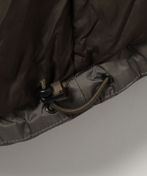 NANGA(ナンガ)の「NANGA/ナンガ AURORA TEX STAND COLLAR DOWN JACKET(ダウンジャケット/コート・メンズ・グレー/ブラック・LARGE/X-LARGE/MEDIUM/XX-LARGE/SMALL)」の10枚目の写真