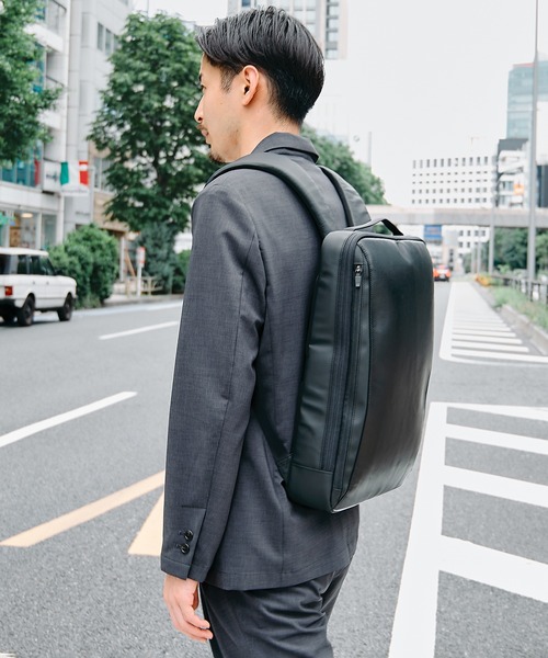 UNITED TOKYO（ユナイテッドトウキョウ）の「レザースマートバックパック（バックパック/リュック・メンズ・ブラック・FREE）」の20枚目の写真