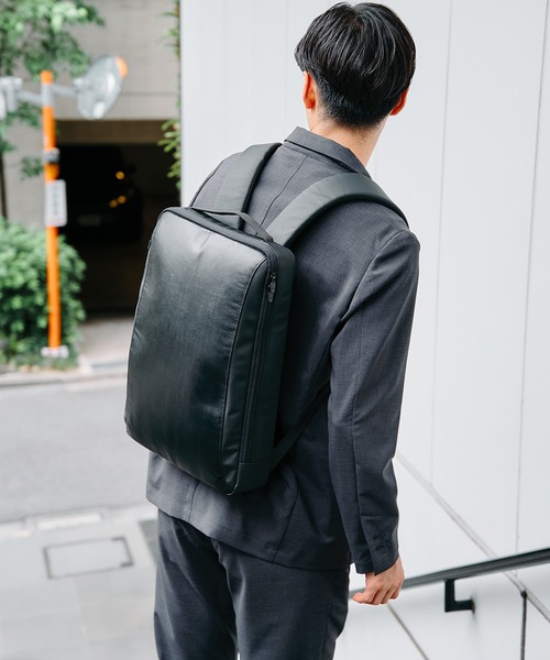 UNITED TOKYO（ユナイテッドトウキョウ）の「レザースマートバックパック（バックパック/リュック・メンズ・ブラック・FREE）」の17枚目の写真