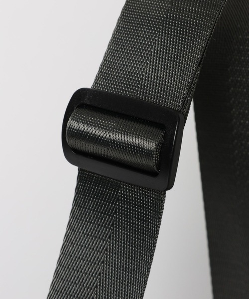 GLOBAL WORK（グローバルワーク）の「撥水軽量7ポケットハンドルショルダー/598245（ショルダーバッグ・レディース・チャコールグレー/ブラック/ダークブラウン/ベージュ・FREE）」の10枚目の写真