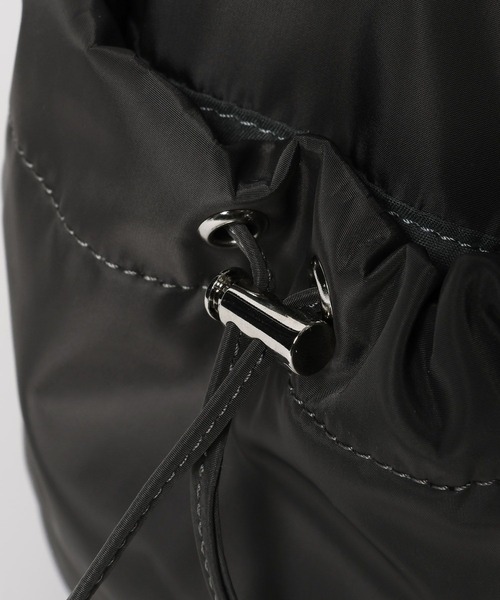 GLOBAL WORK（グローバルワーク）の「撥水軽量7ポケットハンドルショルダー/598245（ショルダーバッグ・レディース・チャコールグレー/ブラック/ダークブラウン/ベージュ・FREE）」の13枚目の写真