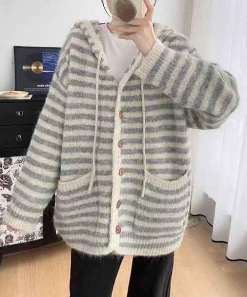 CLOTHY（クロシィ）の「【リラックスムード漂うゆったりサイズ♪】ボーダービッグフーディカーディガン（カーディガン/ボレロ・レディース・グレー/ベージュ・FREE）」の14枚目の写真