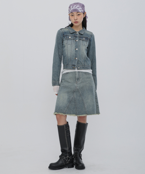 CHICKS(チックス)の「スタンダードデニムクロップジャケットディープブルー(デニムジャケット・レディース・ダークブルー・SMALL/MEDIUM)」の4枚目の写真