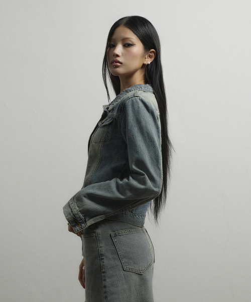 CHICKS(チックス)の「スタンダードデニムクロップジャケットディープブルー(デニムジャケット・レディース・ダークブルー・SMALL/MEDIUM)」の7枚目の写真