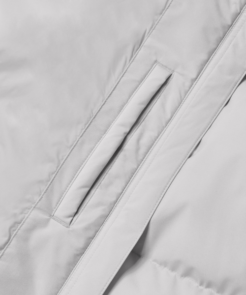 MUSINSA STANDARD WOMAN（ムシンサスタンダードウーマン）の「ウィメンズデイリープファーショートダウンジャケット [アッシュグレー]（ダウンジャケット/コート・レディース・その他・SMALL/MEDIUM/LARGE/X-SMALL）」の7枚目の写真