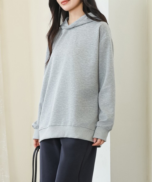 DAYRA（デイラ）の「フード付き ベーシック 長袖 スウェット プルオーバー（パーカー・レディース・ダークグレー/ホワイト/ライトグレー/ブラック・M/XL）」の15枚目の写真