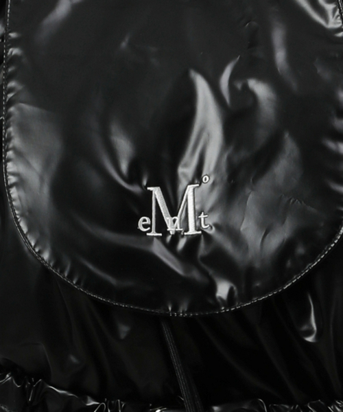 MUCENT（ムセント）の「スワン グロッシー バックパック 男女共用 (2カラー)（バックパック/リュック・レディース・シルバー/ブラック・FREE）」の8枚目の写真