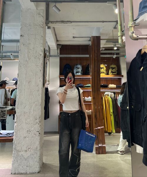 Opening Project（オープニングプロジェクト）の「W Cropped Symbol T Shirt - 3D / White（Tシャツ/カットソー・レディース・その他・1/2）」の9枚目の写真