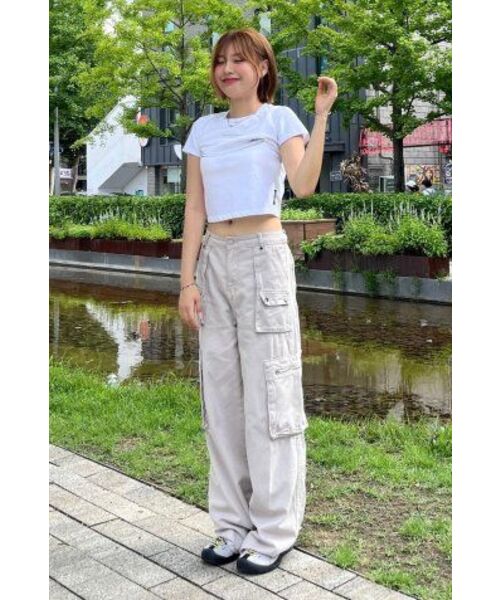 Opening Project（オープニングプロジェクト）の「W Cropped Symbol T Shirt - 3D / White（Tシャツ/カットソー・レディース・その他・1/2）」の17枚目の写真