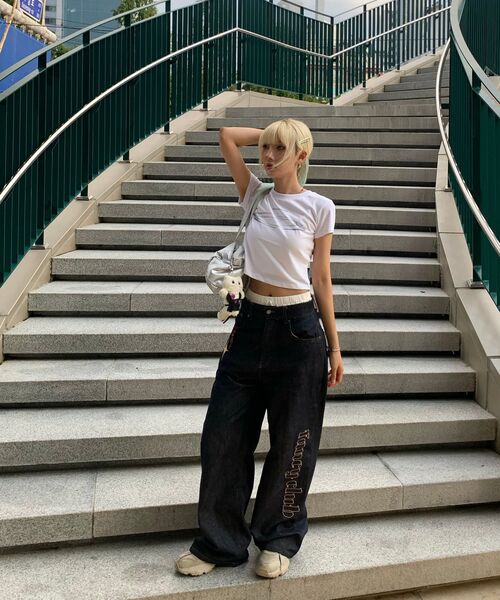 Opening Project（オープニングプロジェクト）の「W Cropped Symbol T Shirt - 3D / White（Tシャツ/カットソー・レディース・その他・1/2）」の18枚目の写真