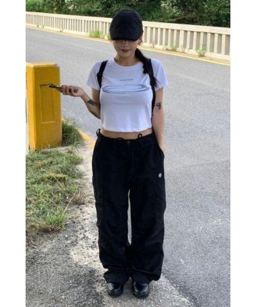 Opening Project（オープニングプロジェクト）の「W Cropped Symbol T Shirt - 3D / White（Tシャツ/カットソー・レディース・その他・1/2）」の19枚目の写真